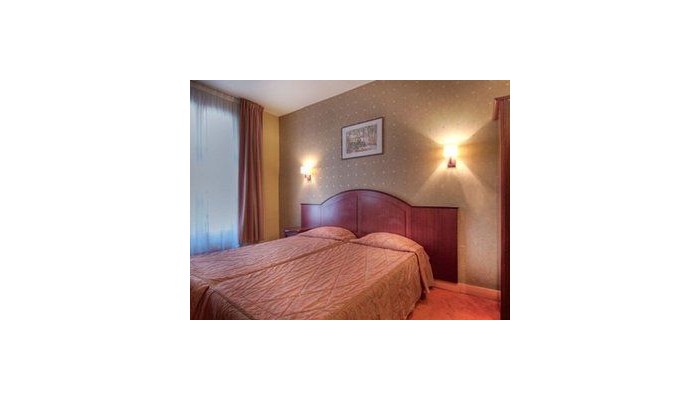 Le Faubourg Paris Hotel poza 3