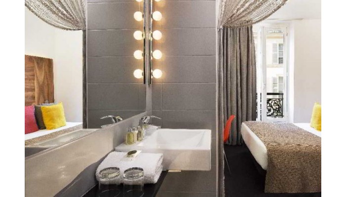 Maxim Folies Hotel poza 5