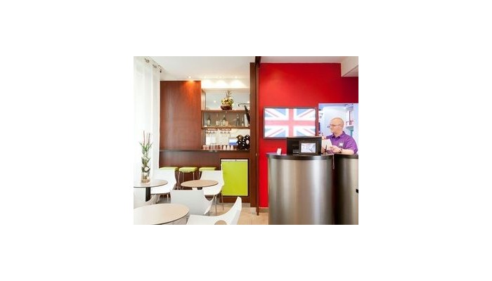 Opera Frochot Hotel poza 4