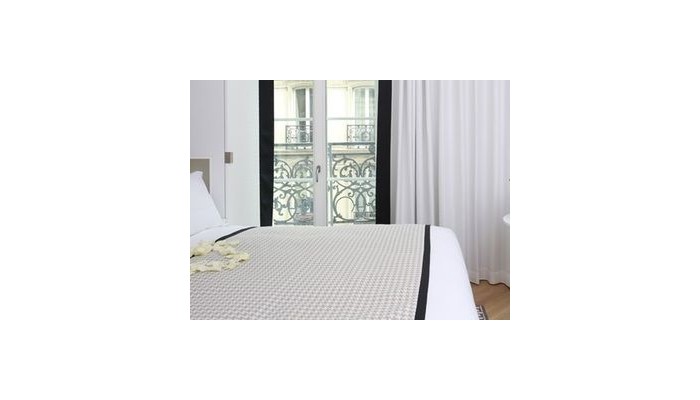 R De Paris Hotel poza 3