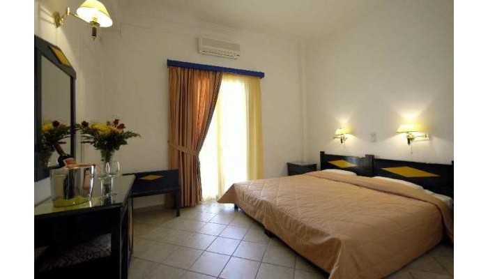 Kyriakos Klonos Hotel poza 9