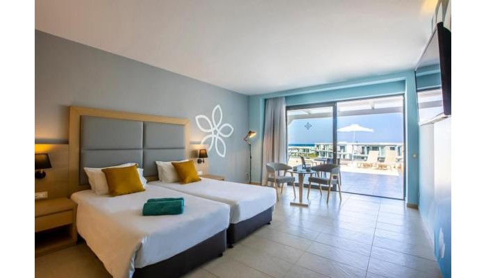 Sentido Asterias Beach Resort poza 2