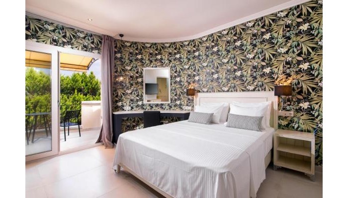 Hotel Neikos Mediterraneo Luxury Suites poza 5