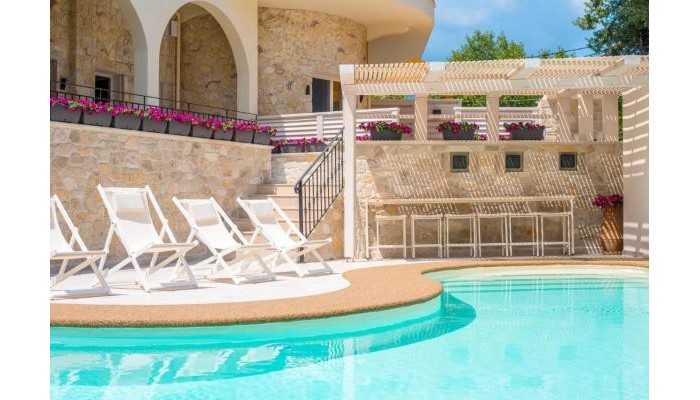 Hotel Neikos Mediterraneo Luxury Suites poza 9