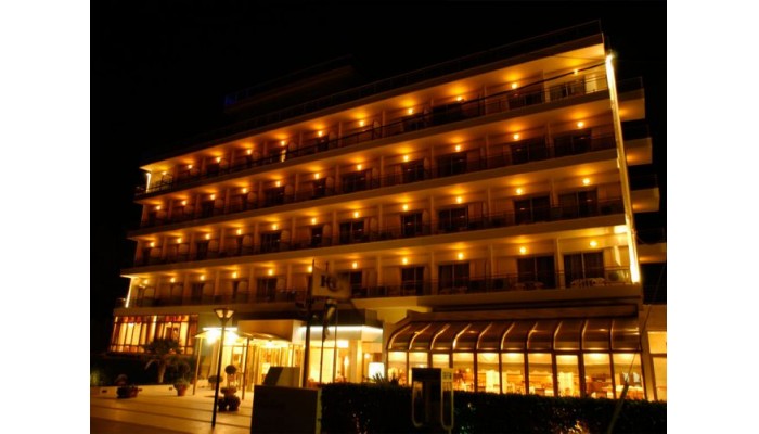 Santa Hotel poza 1