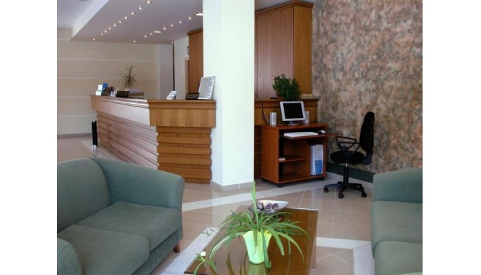 Nontas Hotel Apartments poza 2