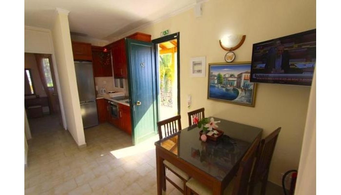 Menigos Resort poza 9