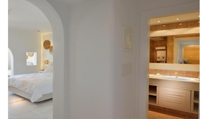 Saint John Hotel Villas & Spa poza 4