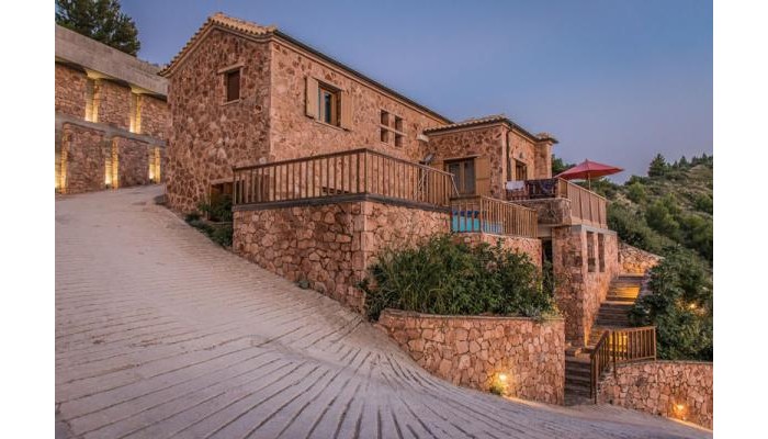 Hotel Beyond Villas poza 1