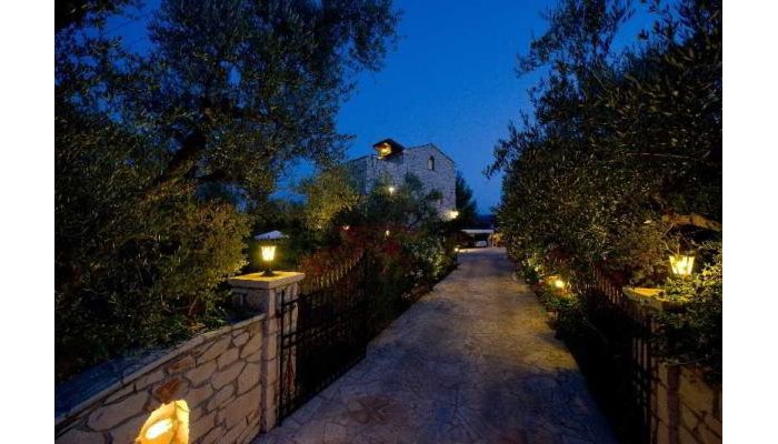 Hotel Alomata poza 2