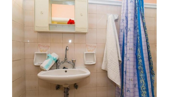 Roussas Studios And Apartments poza 13