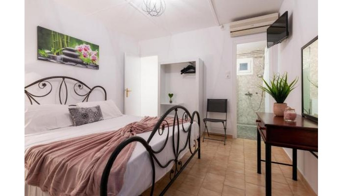 Zante Riva Studios poza 6