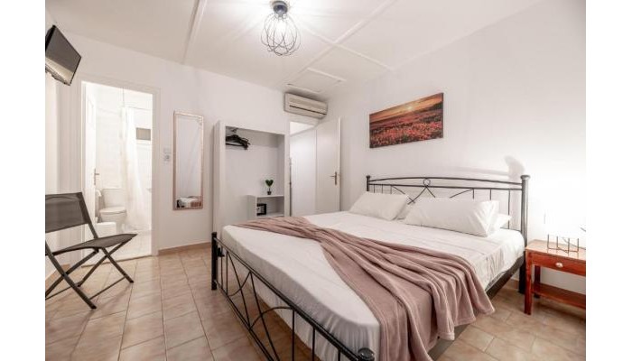 Zante Riva Studios poza 12