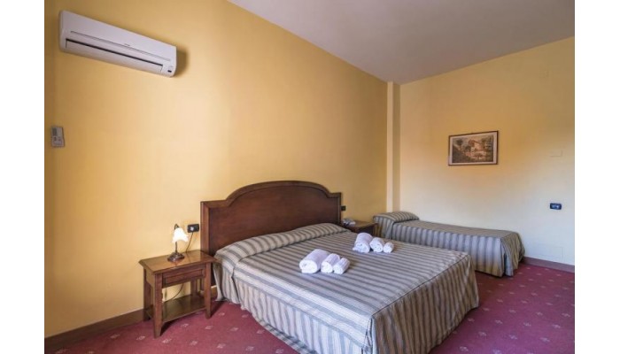 Hotel Akrabello poza 9