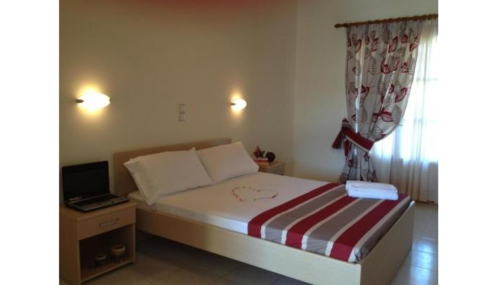 Antonio Studios poza 5