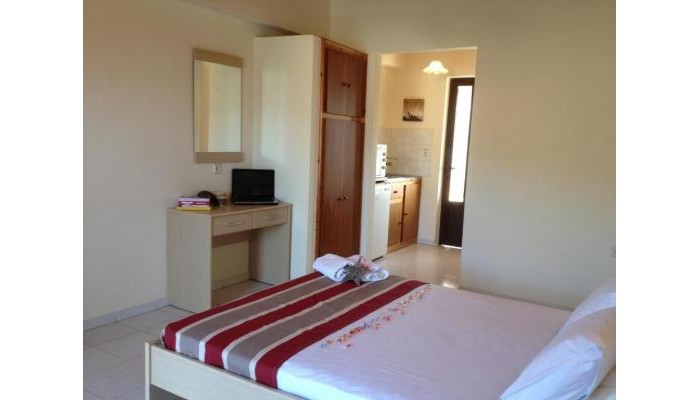 Antonio Studios poza 4