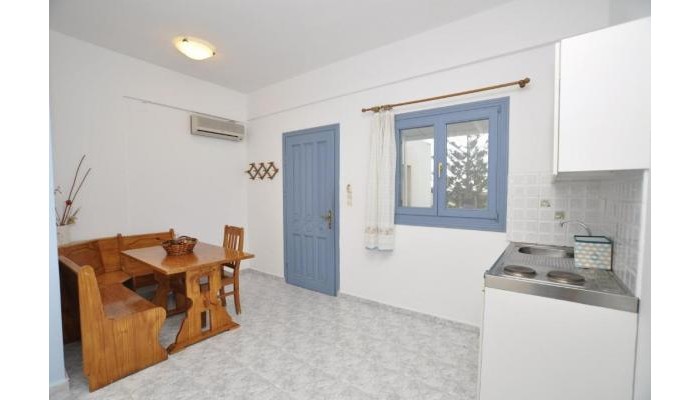 Manos Syros Apartments poza 6