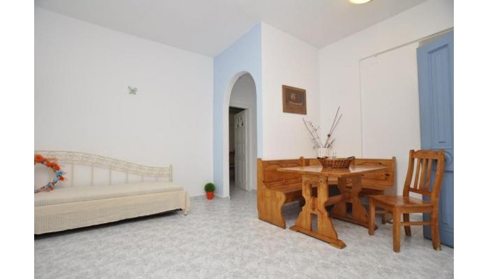 Manos Syros Apartments poza 8