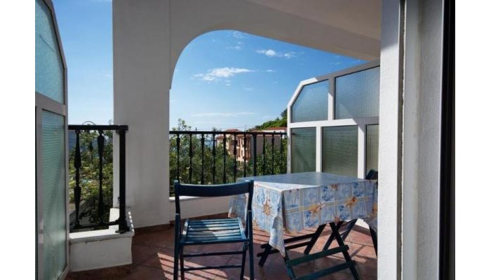 Elena Studios poza 3