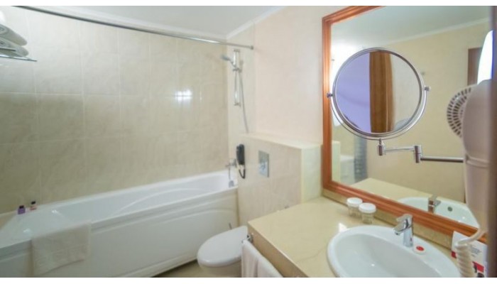 Hotel Ramada Almaty poza 2