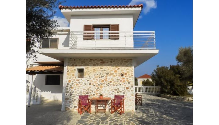 Irini Studios poza 2