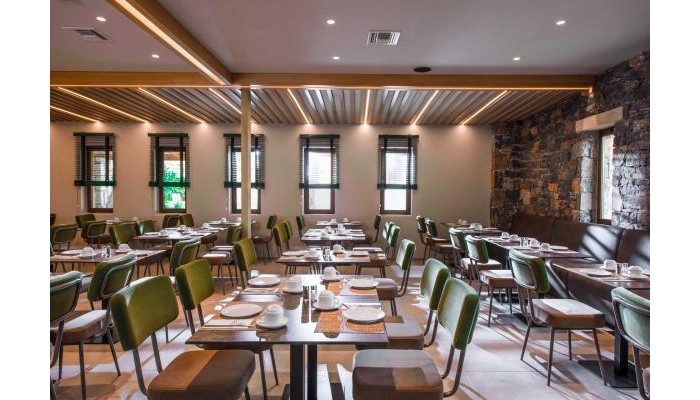 Petousis Hotel And Suites poza 15