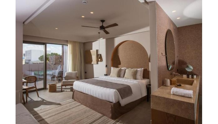 Hotel Paralos Venus Suites poza 6