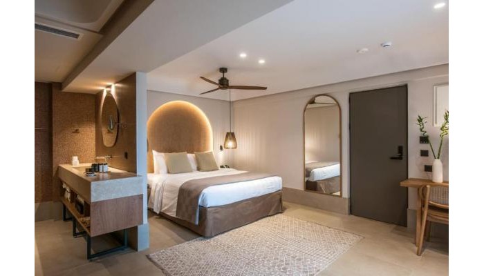 Hotel Paralos Venus Suites poza 5