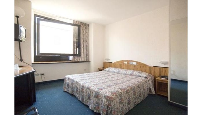 Hotel City poza 4
