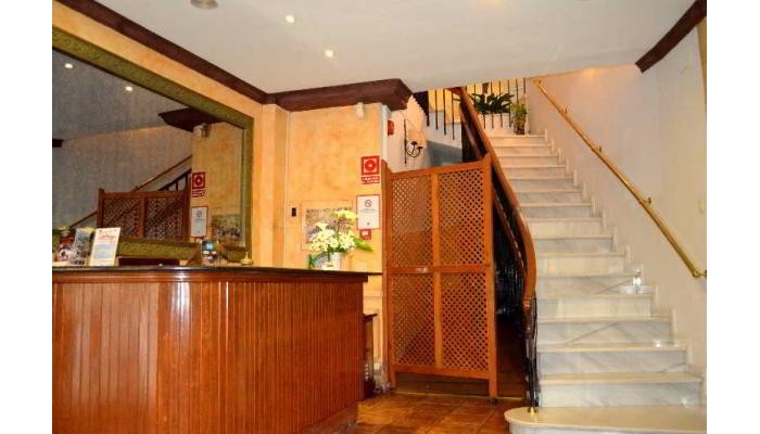 Plaza San Sebastian Hotel poza 6