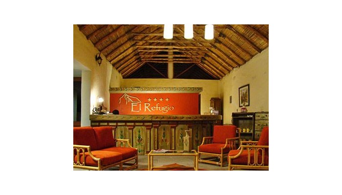 El Refugio Hotel poza 2