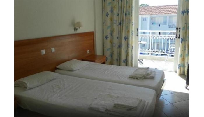 Hotel Meridien Beach poza 9