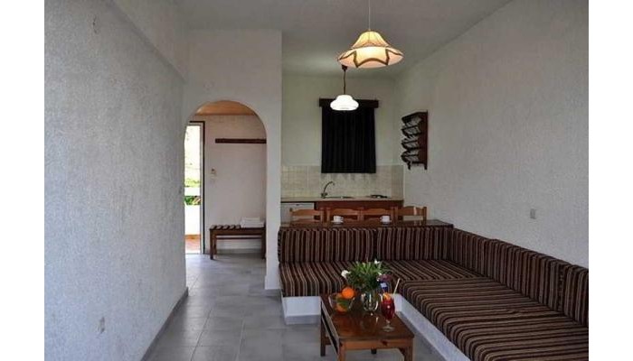 Hotel Karavos poza 8