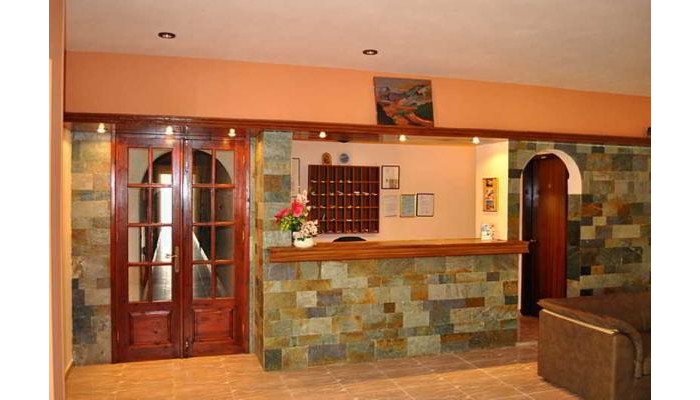 Hotel Karavos poza 3