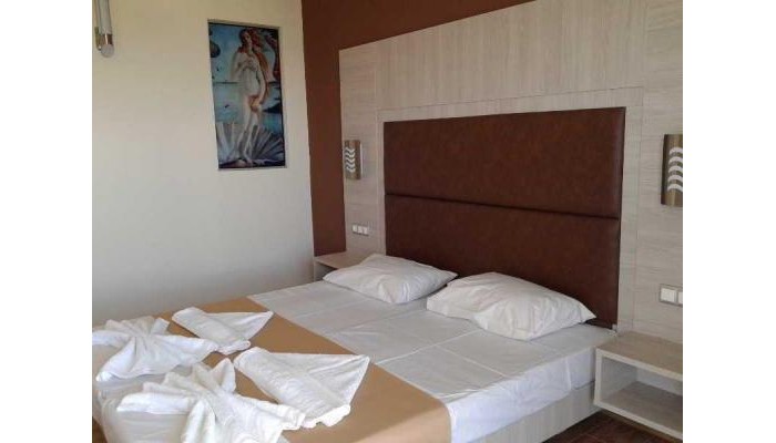 Hotel Karavos poza 4