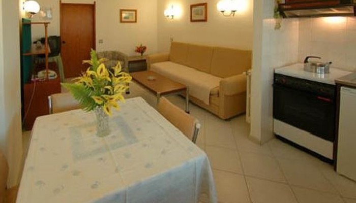 Algar Apartments poza 6