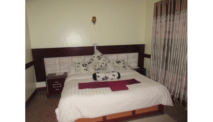 The Charity Hotel poza 7