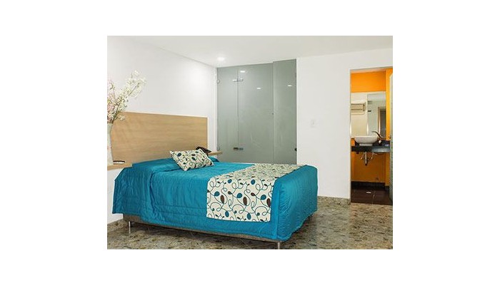 Hotel Plaza 43 poza 1