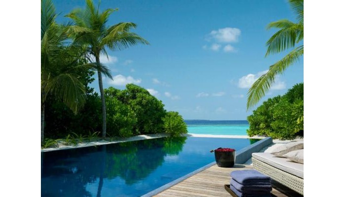 Hotel Dusit Thani Maldives poza 11