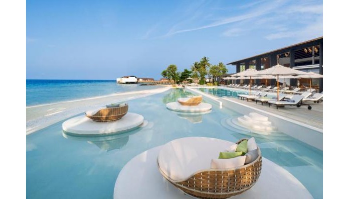 The Westin Maldives Miriandhoo Resort poza 19
