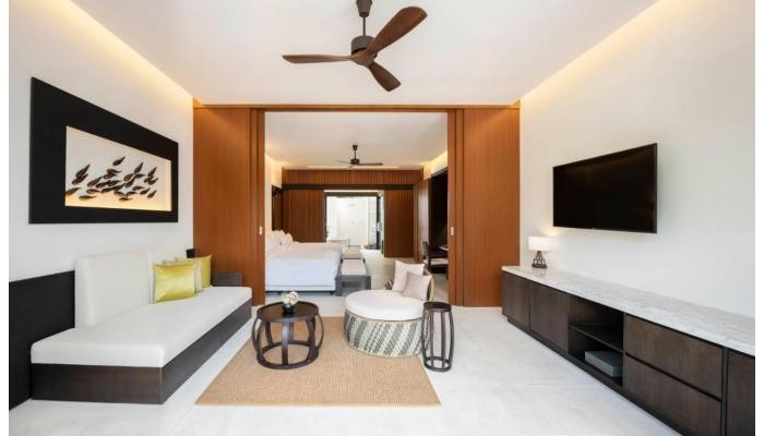 The Westin Maldives Miriandhoo Resort poza 8