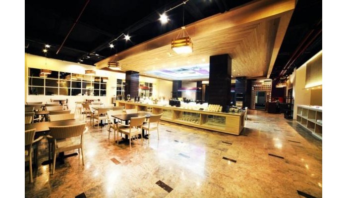 Fox Harris Hotel City Centre Bandung (Ex.oak Tree Premiere Bandung) poza 2