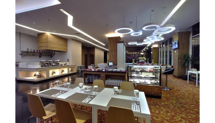 Mercure Nexa Bandung Supratman (Ex. Nexa Hotel) poza 9