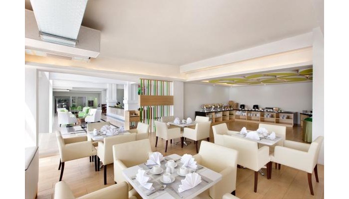 Shakti Hotel Bandung (Ex Maxonehotels At Soekarno Hatta Bandung) poza 1