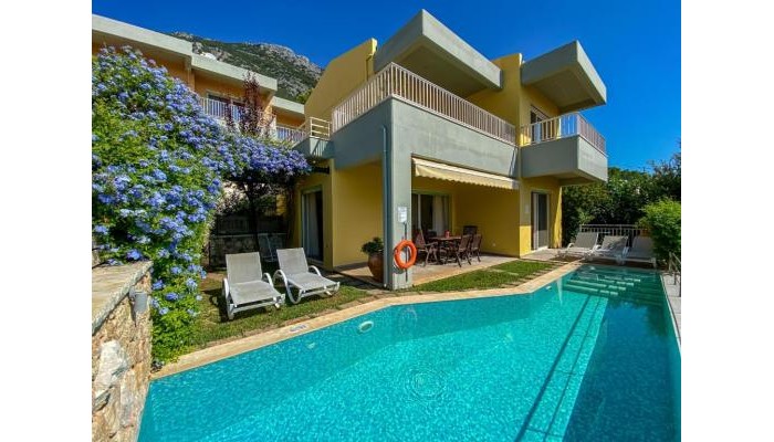 La Riviera Barbati Seaside Apartments & Villas poza 16