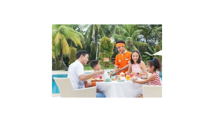 Harris Resort Waterfront poza 8