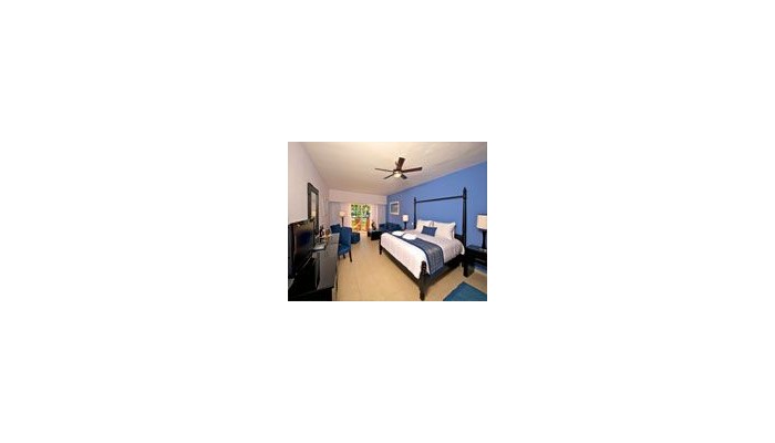 Poza pentru Hotel Ocean Blue And Sand By H10 170-1470615454 Hotel Ocean Blue And Sand By H10 poza 15