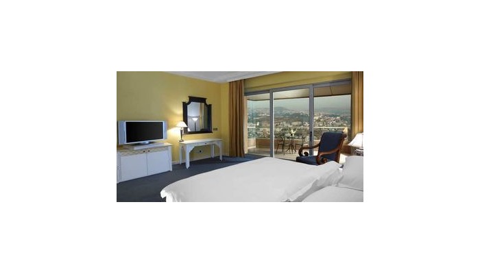 Hotel Hilton Beirut Habtoor Grand poza 8