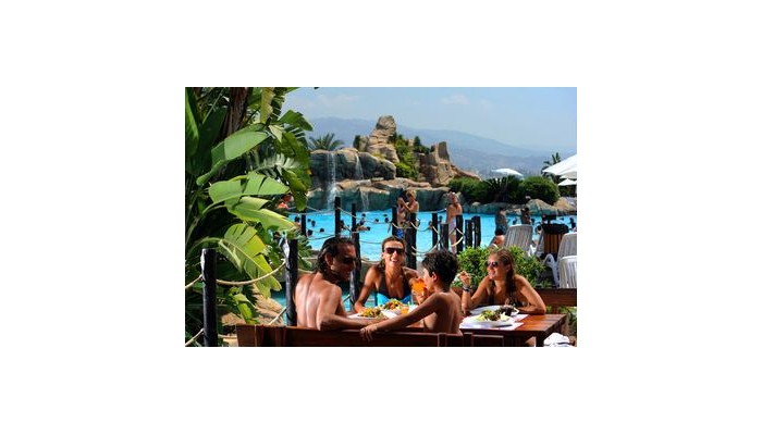 Le Royal Hotel & Resort poza 4