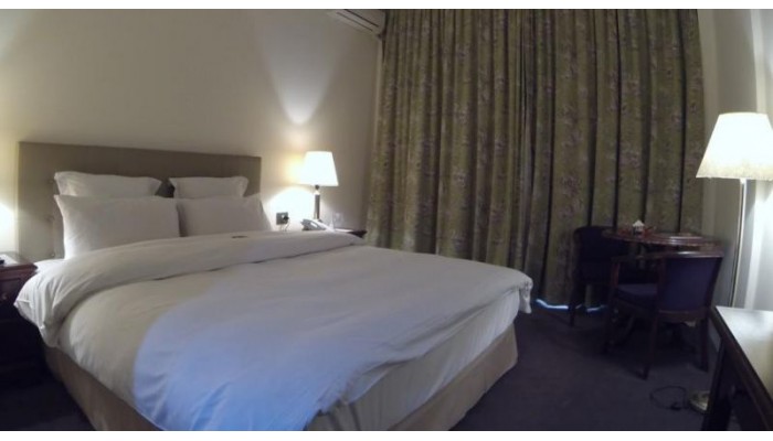 Napoleon Hotel Beirut poza 3